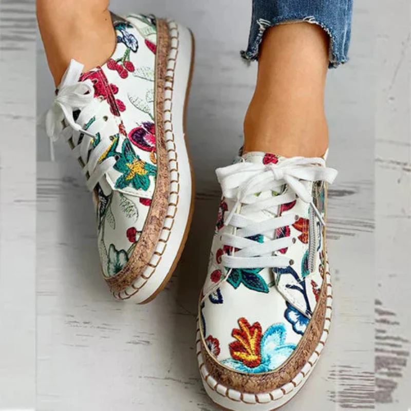 Baskets décontractées pour femme style floral brodé – Mode urbaine et confort quotidien - Image 4