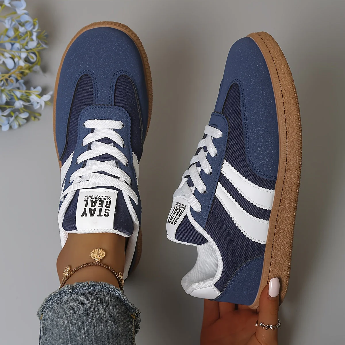 Baskets décontractées pour femme style rétro – Sneakers urbaines tendance - Image 11