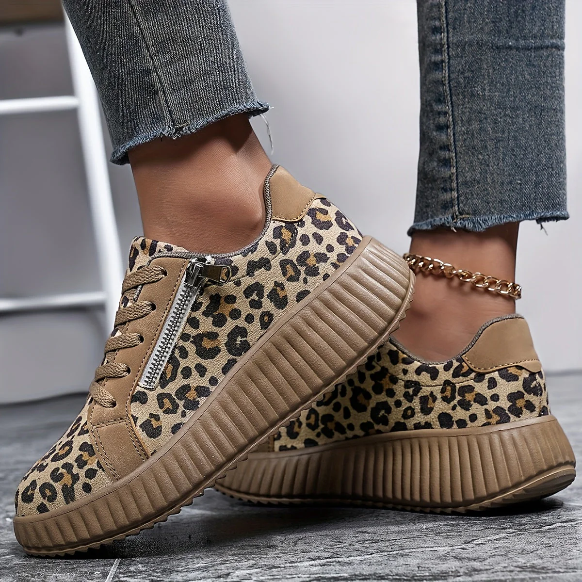 Baskets Femme Léopard Mode à Lacets avec Plateforme et Fermeture Éclair - Style Urbain Décontracté - Image 3