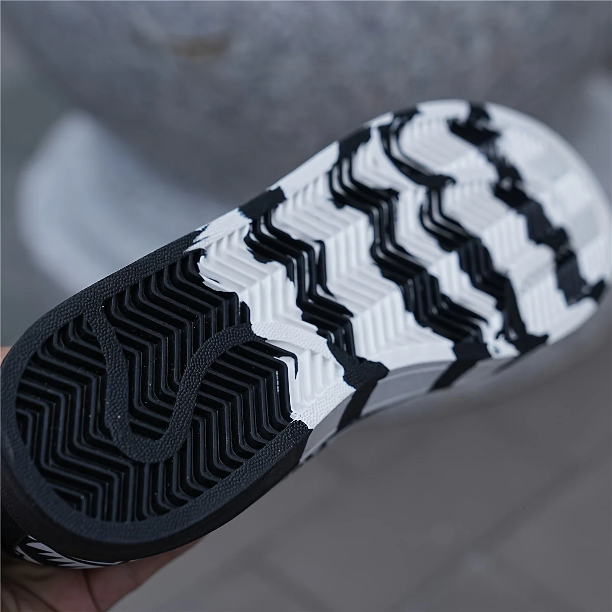 Baskets Homme Style Graphique Urbain pour Loisirs et Extérieur - Image 7