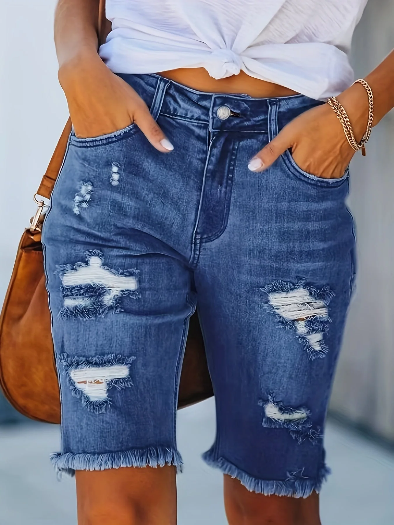Bermuda décontracté déchiré pour femme – Style urbain tendance été - Image 3