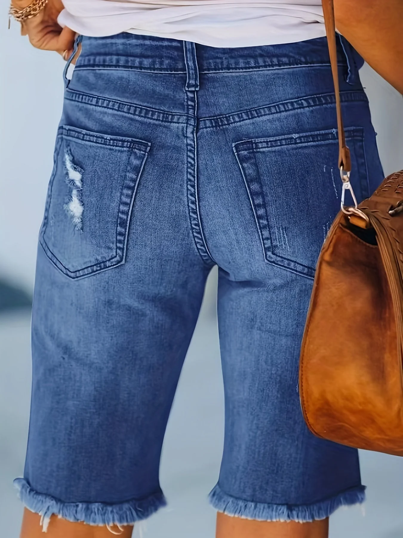 Bermuda décontracté déchiré pour femme – Style urbain tendance été - Image 9