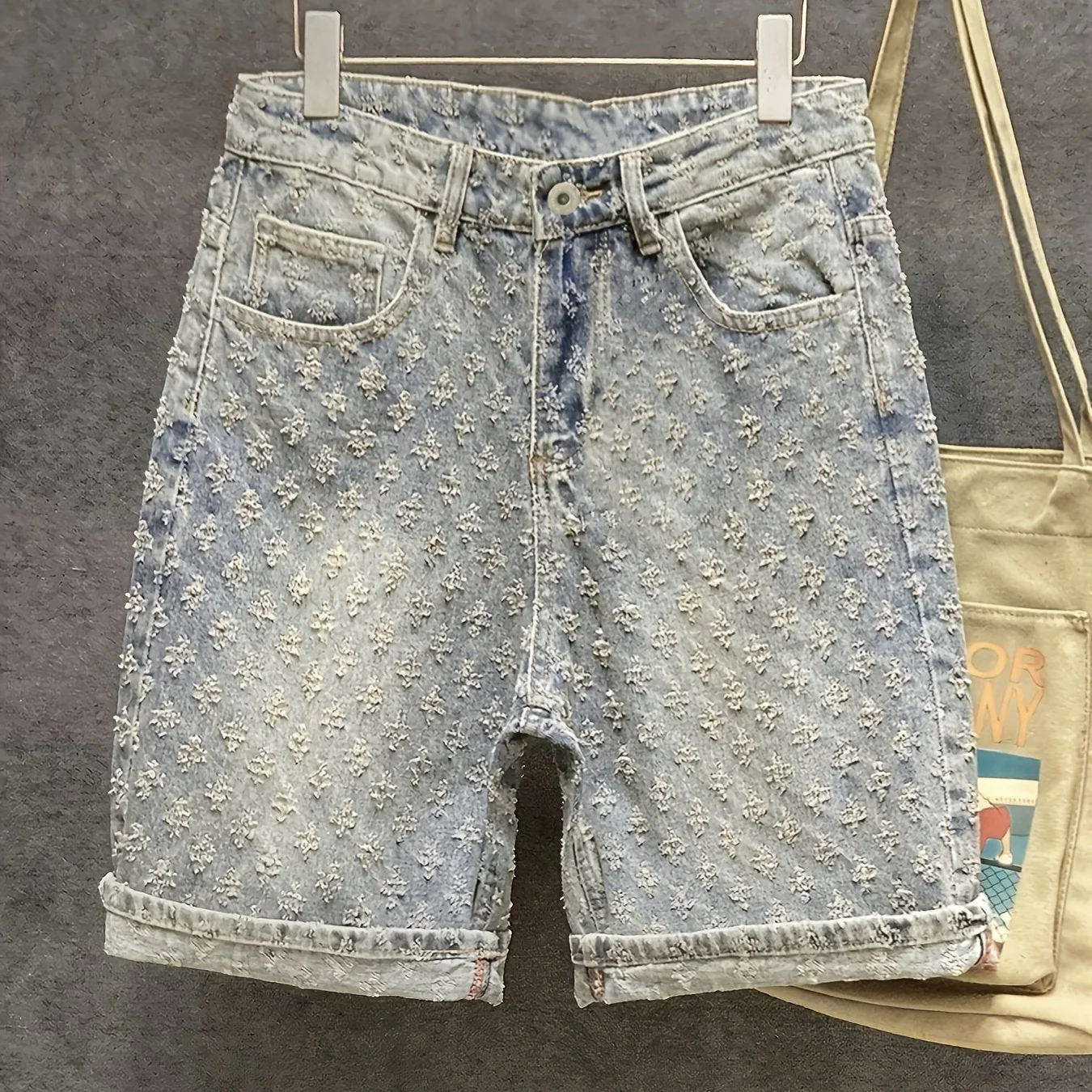 Bermuda homme style streetwear motif brodé – Short décontracté tendance urbain - Image 2
