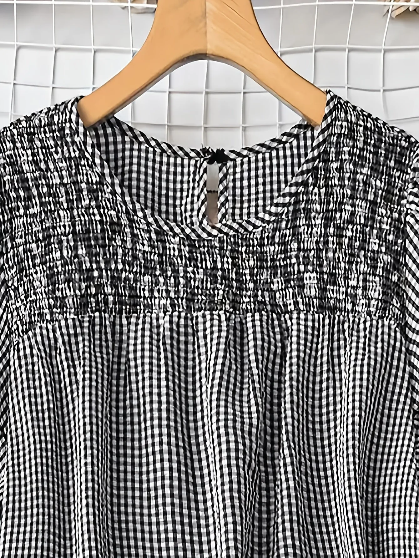 Blouse à carreaux style décontracté pour femme, idéale pour le printemps et l'été - Image 5