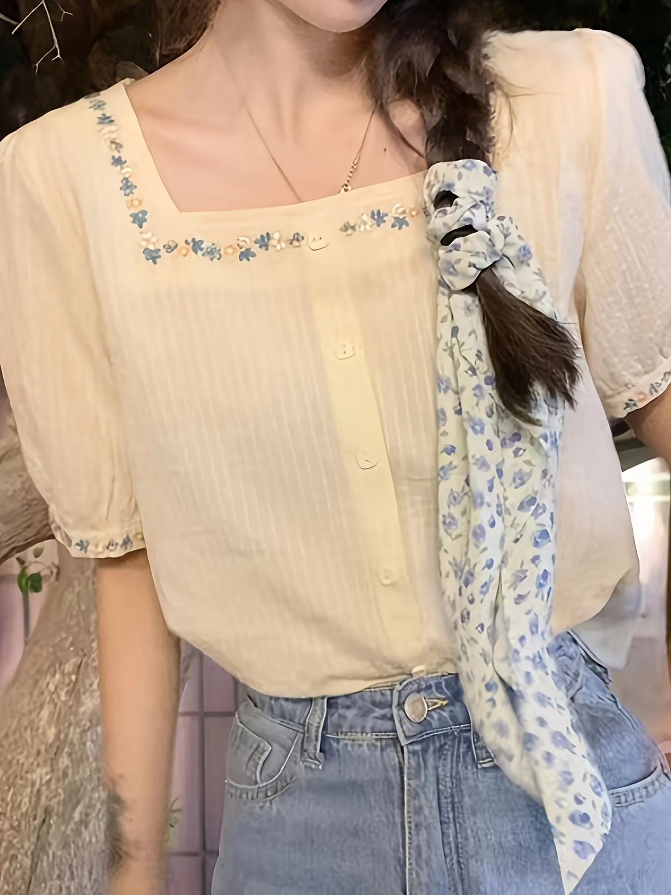 Blouse femme élégante à col carré et broderies florales, style décontracté printemps-été - Image 7