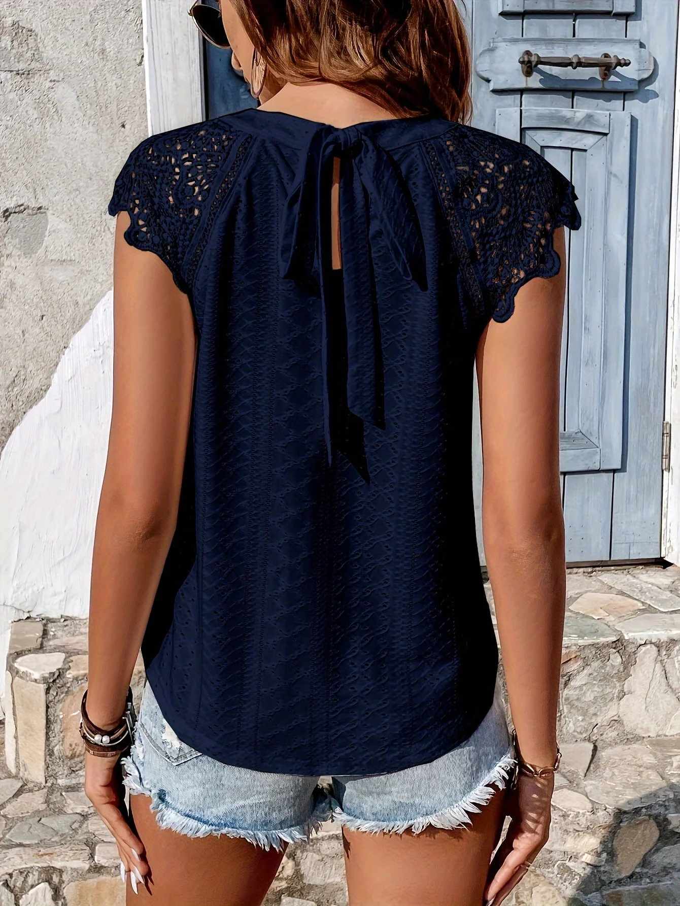 Blouse Femme Style Bohème Chic avec Manches Dentelle et Dos Noué – Mode Été Décontractée - Image 8