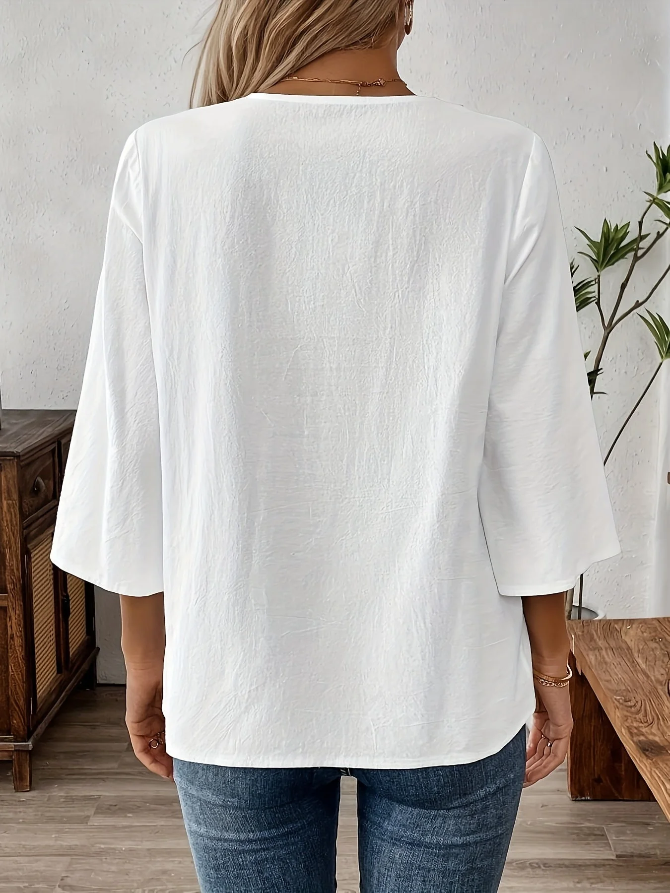 Blouse femme style bohème chic à manches longues et broderie pour un look décontracté élégant - Image 2