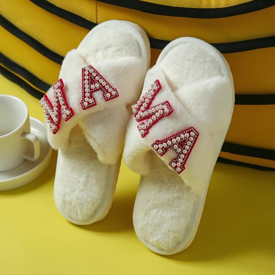 Chaussons Femme Style Douillet avec Broderie 'MA' pour Maman - Tendance et Confort Maison - Image 13