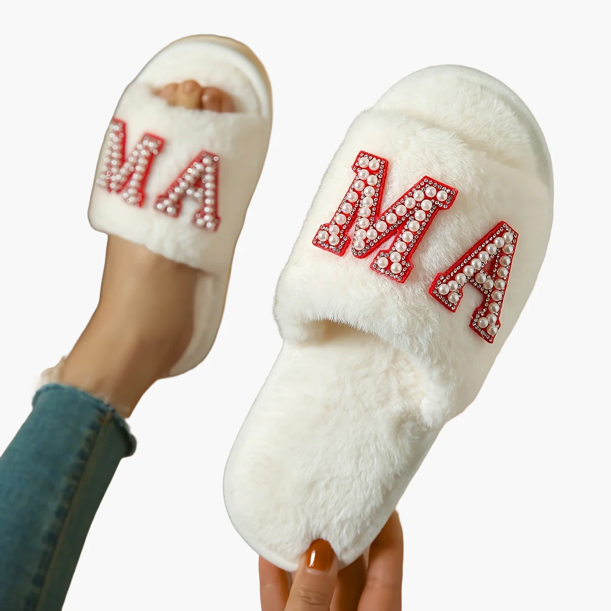 Chaussons Femme Style Douillet avec Broderie 'MA' pour Maman - Tendance et Confort Maison - Image 15