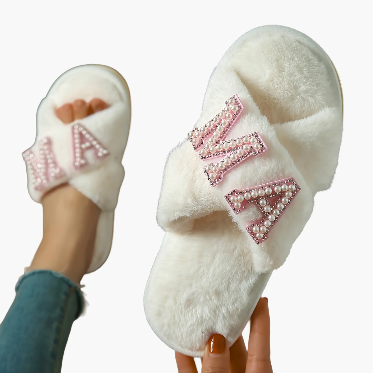 Chaussons Femme Style Douillet avec Broderie 'MA' pour Maman - Tendance et Confort Maison - Image 16