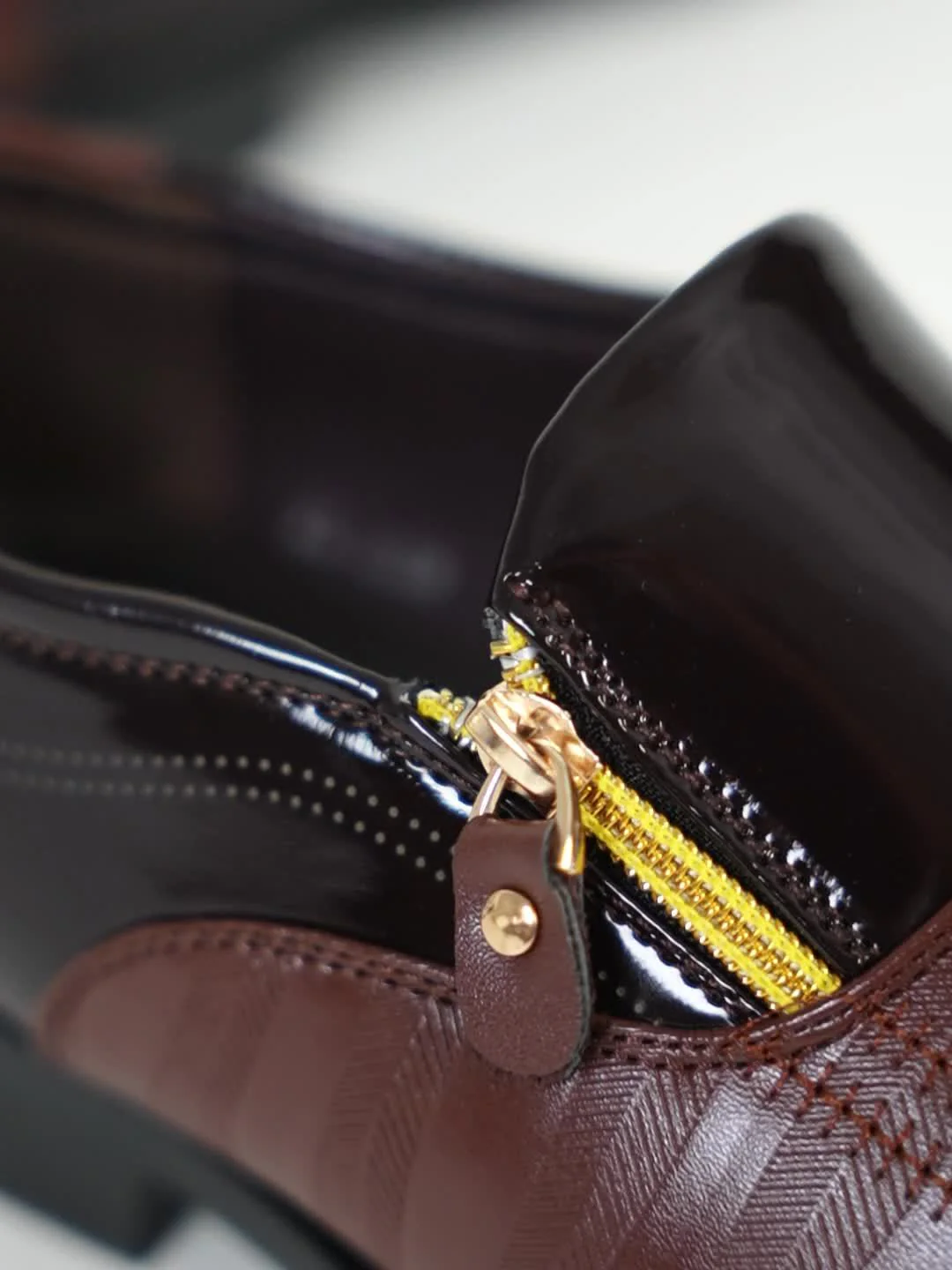 Chaussures habillées business pour homme style anglais à bout pointu avec fermeture éclair - Image 5