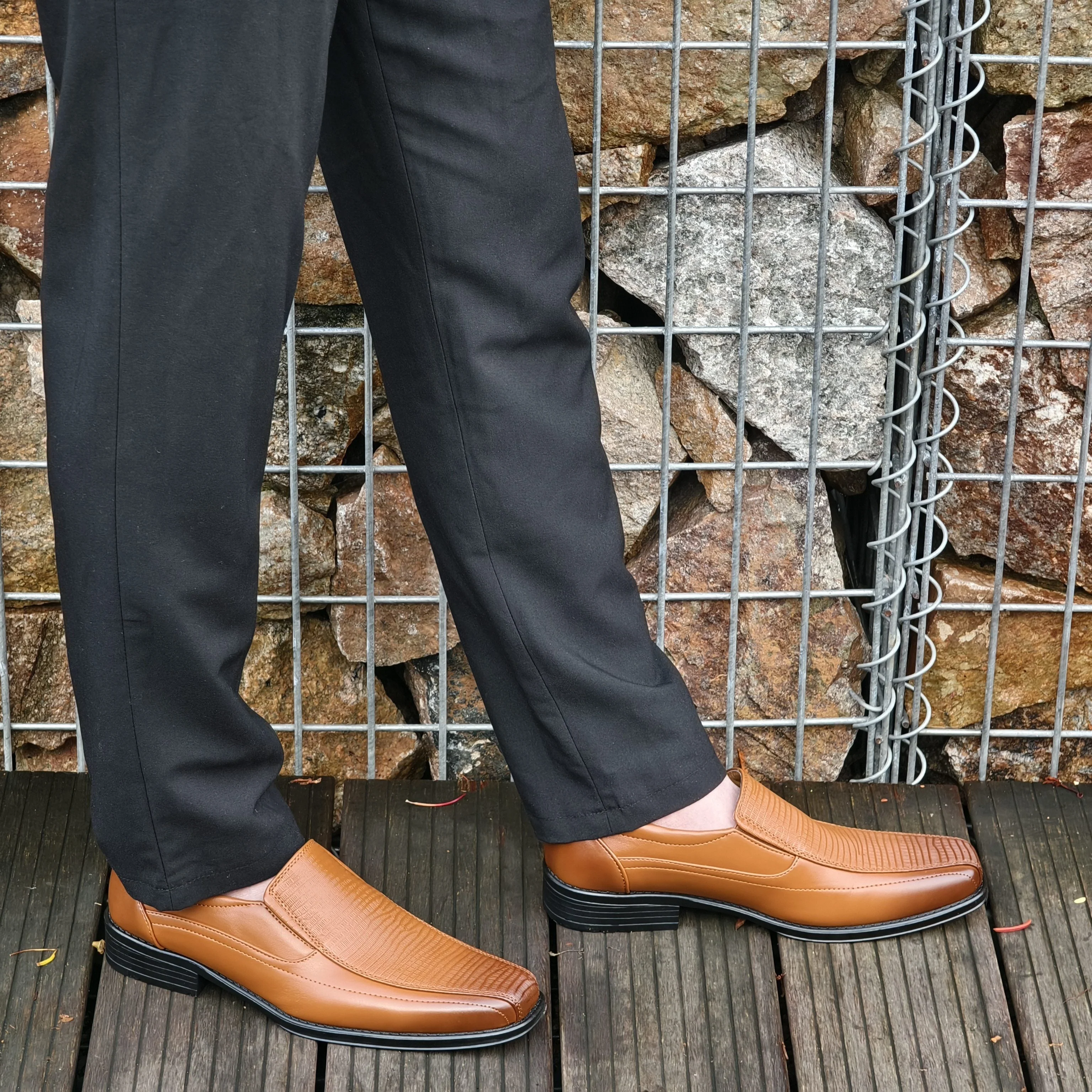 Chaussures habillées homme à enfiler style business élégance urbaine - Image 2
