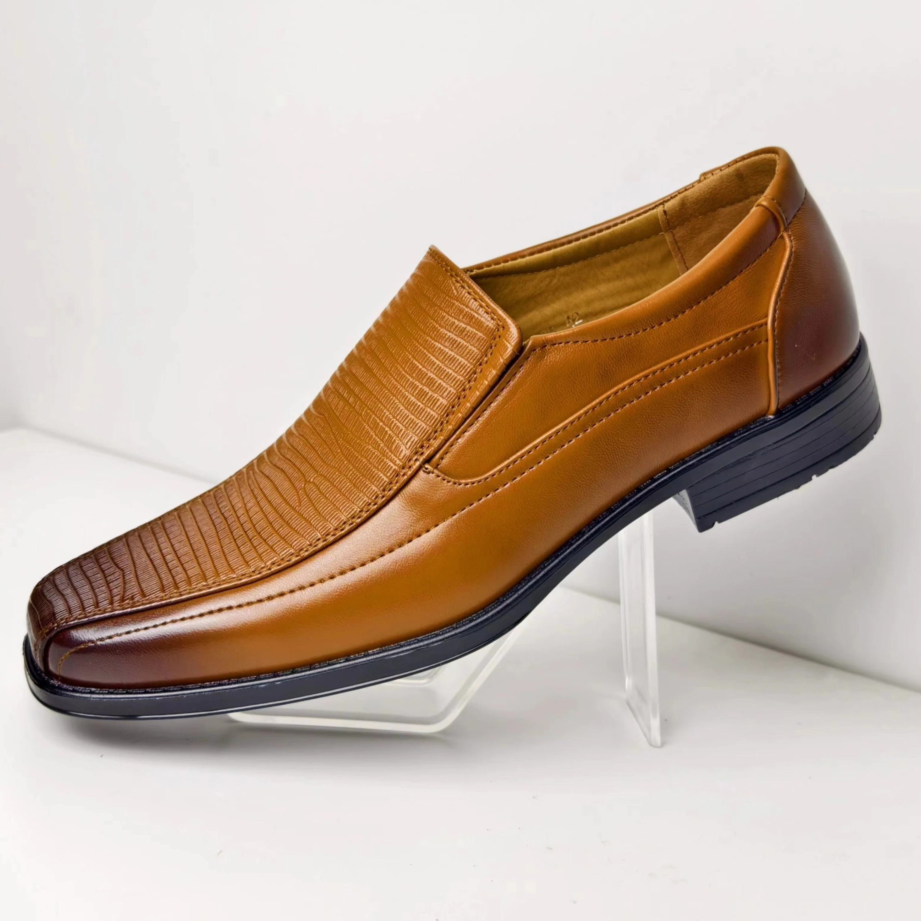Chaussures habillées homme à enfiler style business élégance urbaine - Image 4
