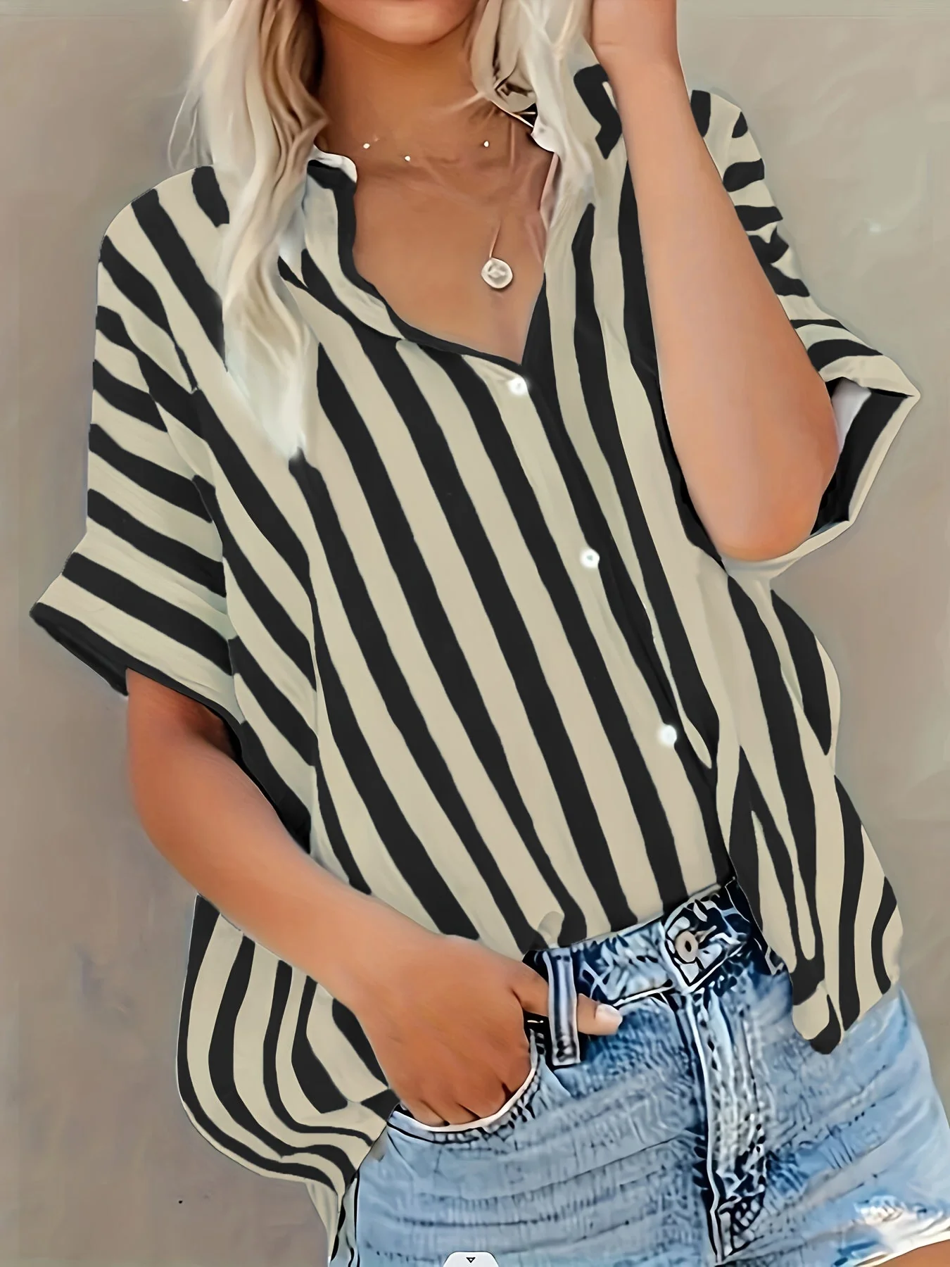 Chemise ample à rayures style décontracté pour femme - Mode estivale élégante - Image 4