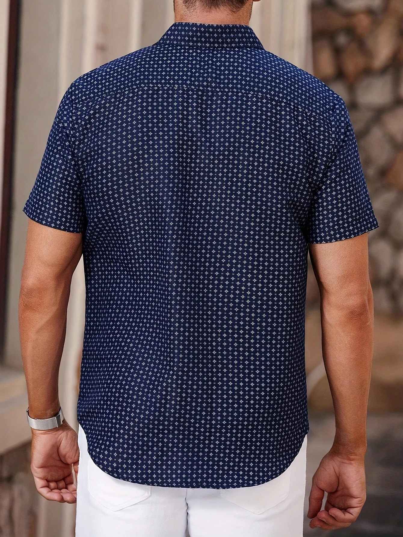 Chemise casual à manches courtes pour homme style urbain élégante - Image 3