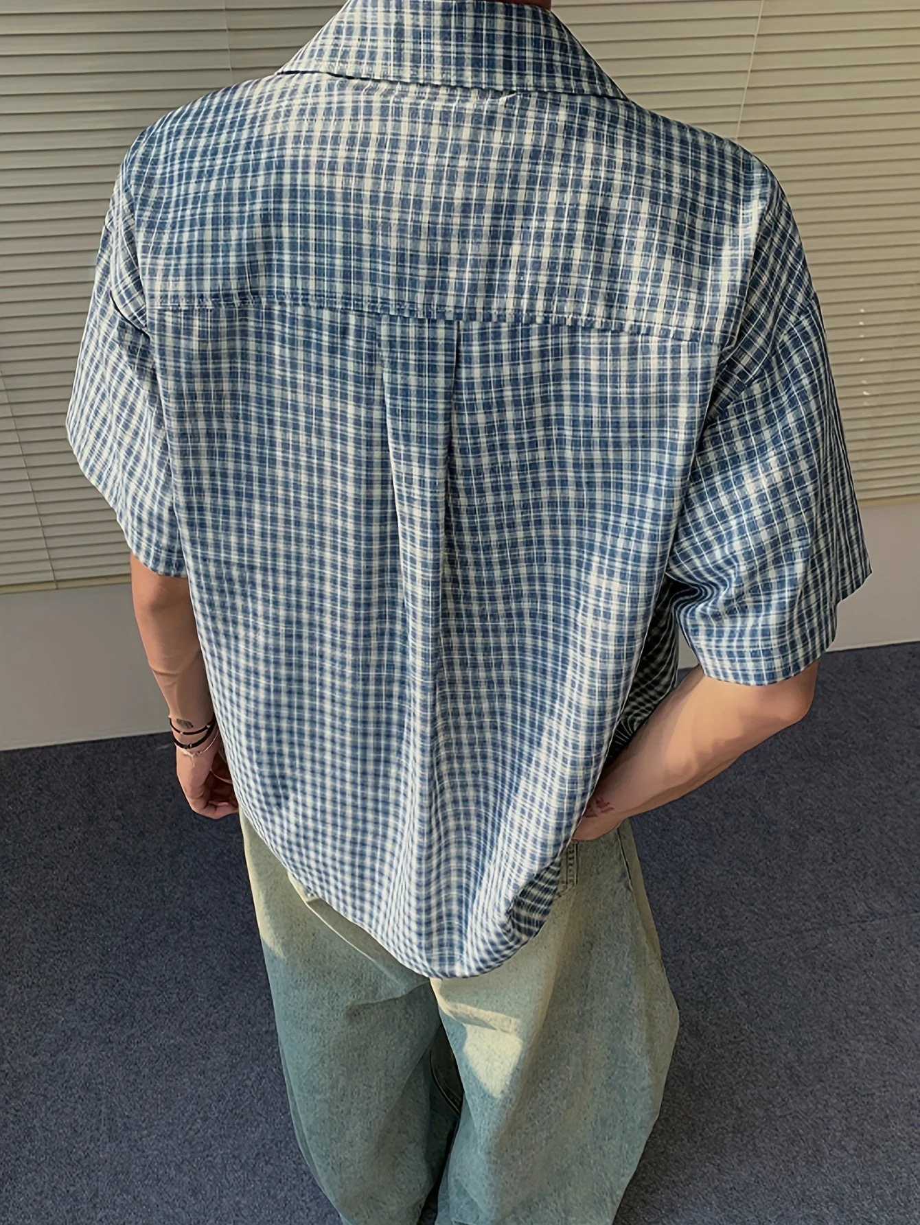 Chemise décontractée à carreaux pour homme, style ample moderne - Image 5