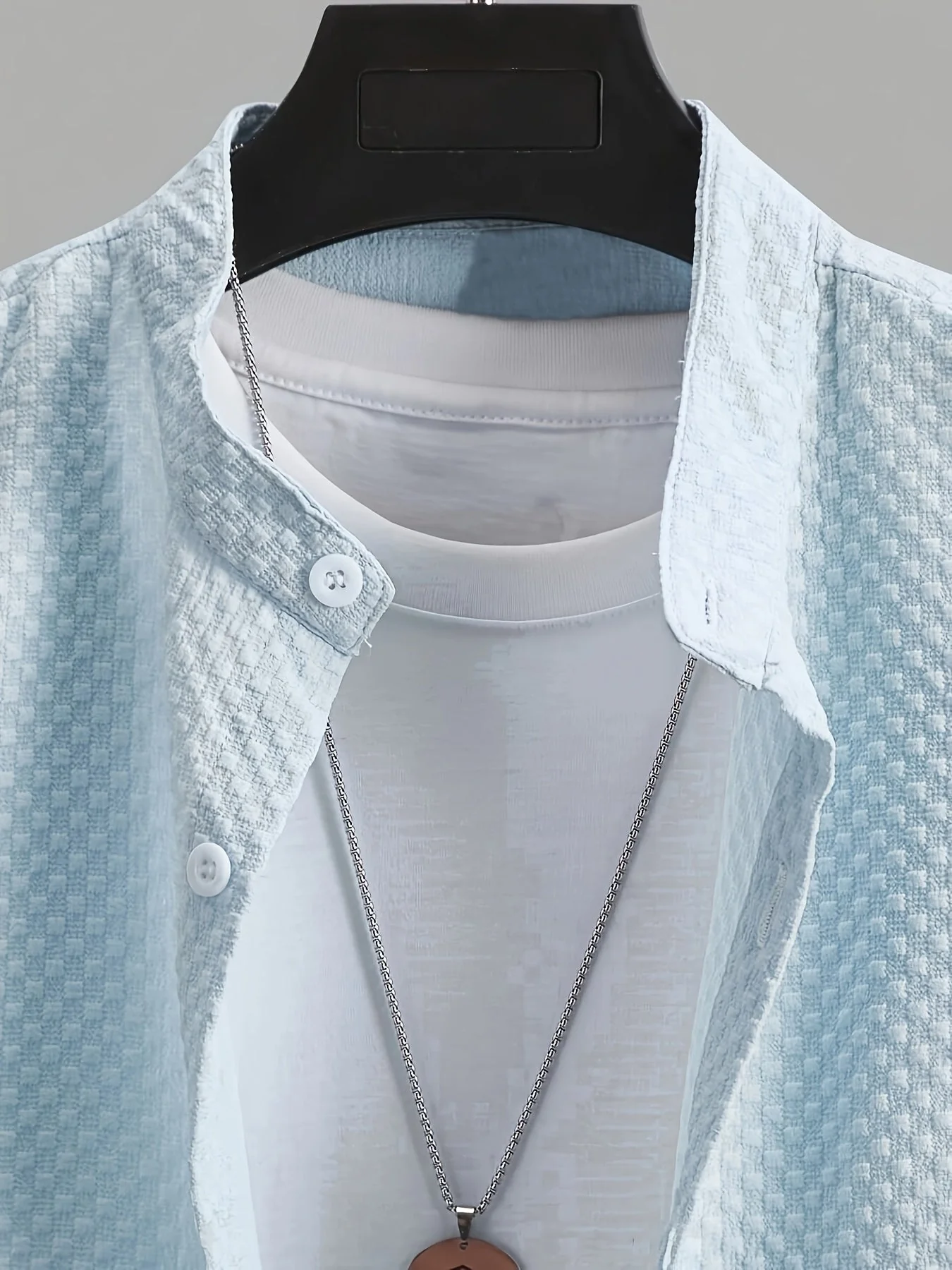 Chemise décontractée homme manches courtes style été – tendance urbaine et polyvalente - Image 9