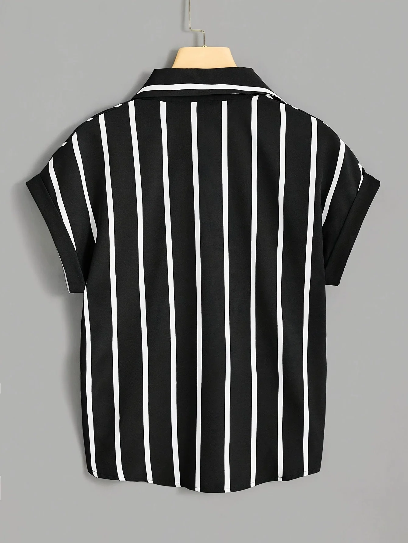 Chemise nouée à rayures style élégant pour femme - idéale pour l'été - Image 4