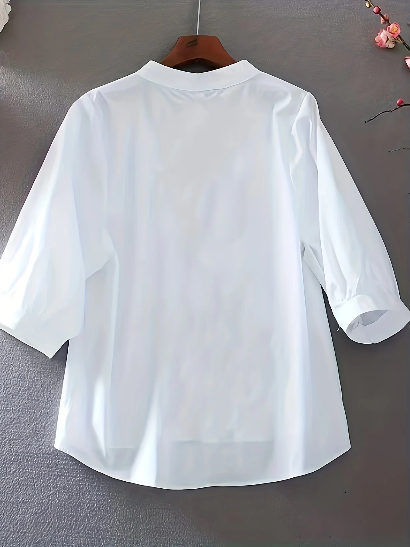 Chemisier femme élégant à broderie florale style estival pour bureau ou sortie - Image 5