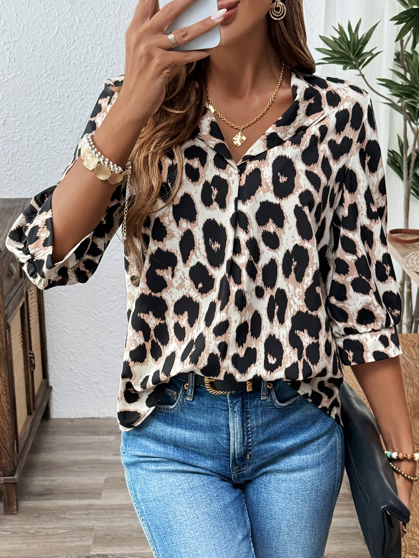 Chemisier femme style élégant imprimé léopard pour bureau ou sortie décontractée - Image 5