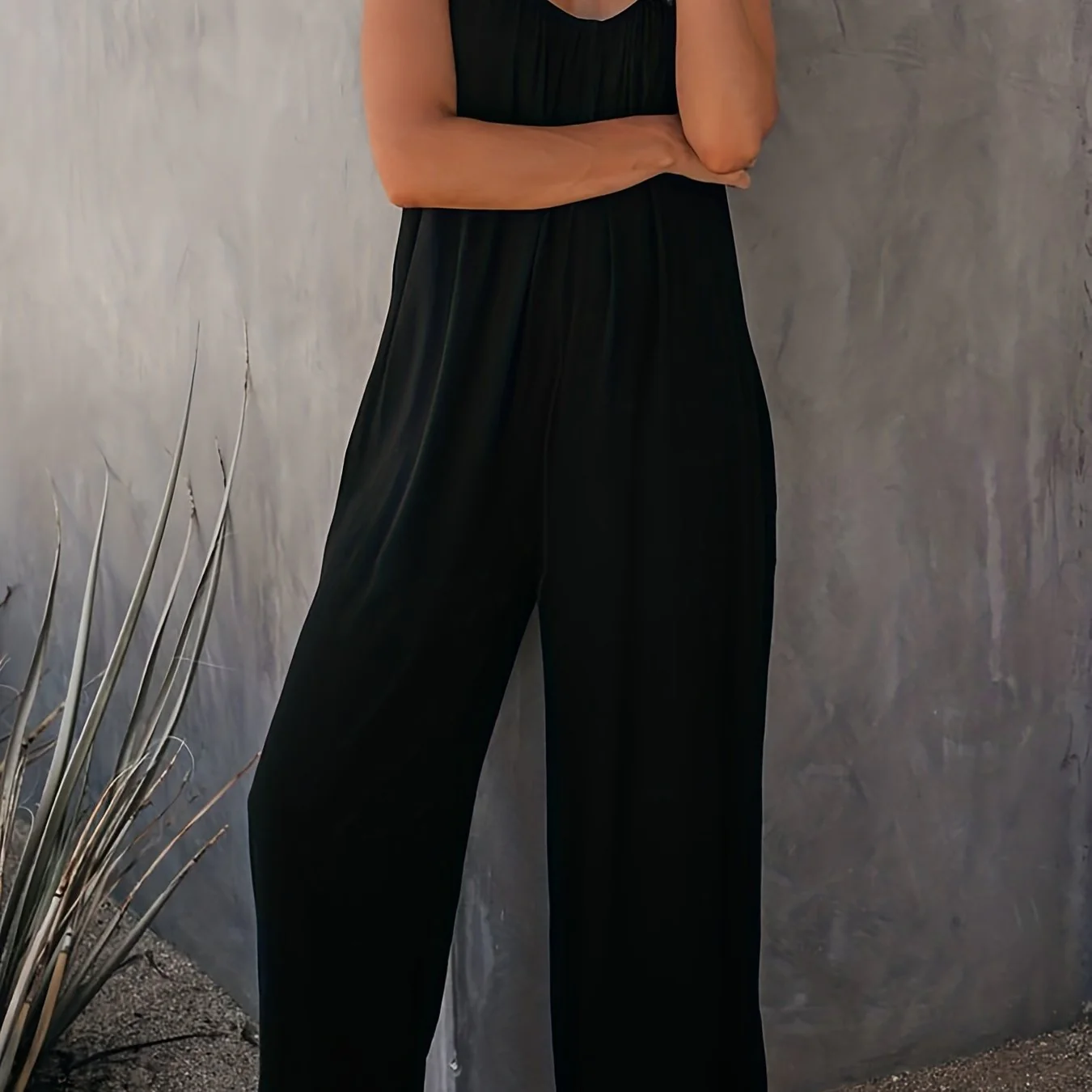 Combinaison ample décontractée femme style été à bretelles fines et poches – Look chic et confortable pour vacances ou ville - Image 15