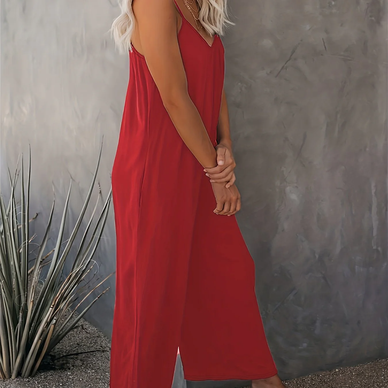 Combinaison ample décontractée femme style été à bretelles fines et poches – Look chic et confortable pour vacances ou ville - Image 17