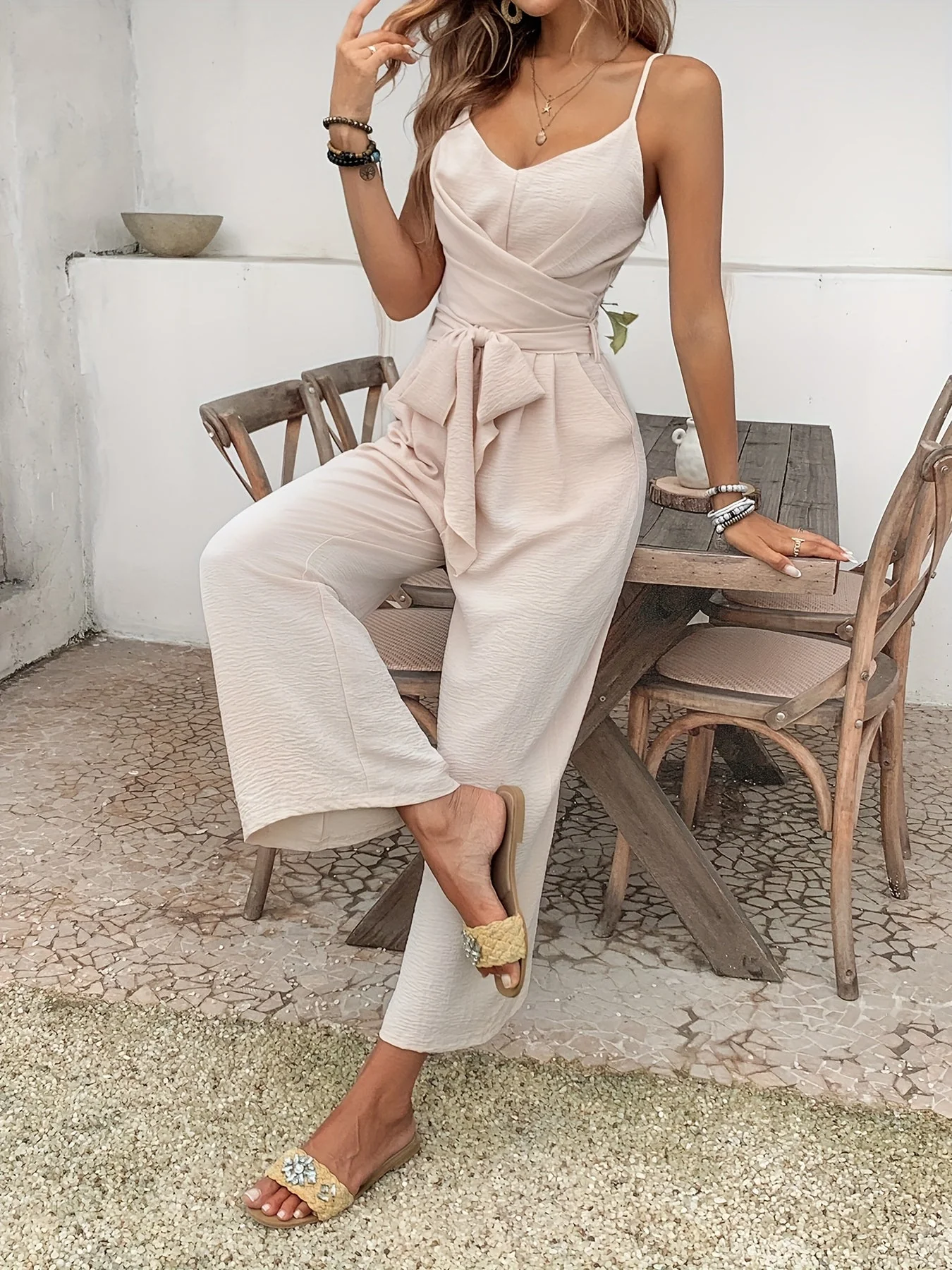 Combinaison pantalon élégante à fines bretelles pour femme, style chic printemps-été - Image 8