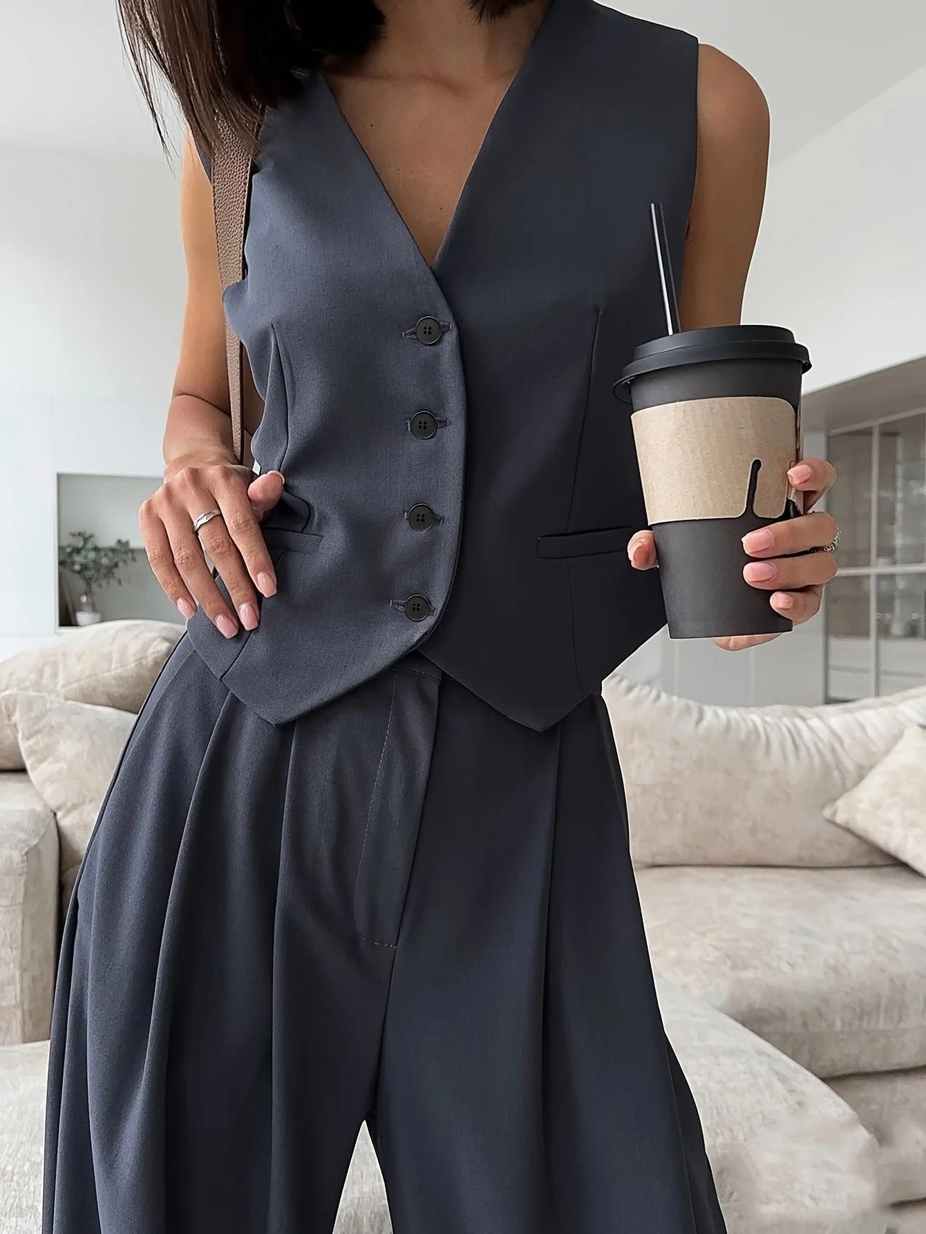 Combinaison pantalon tailleur élégante femme style business chic - Image 2