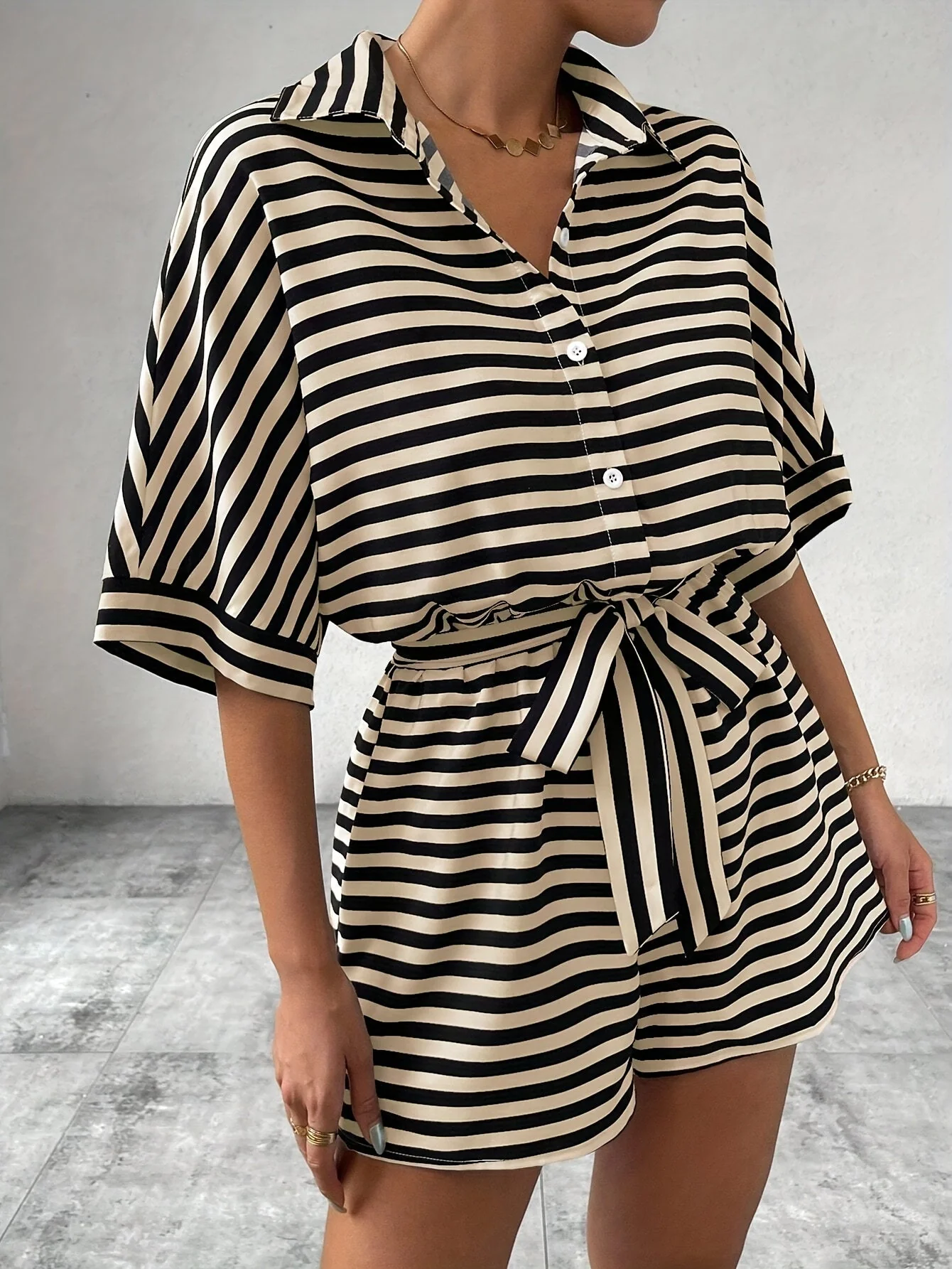 Combishort chemise décontractée à rayures pour femme - Style estival chic et confortable - Image 7