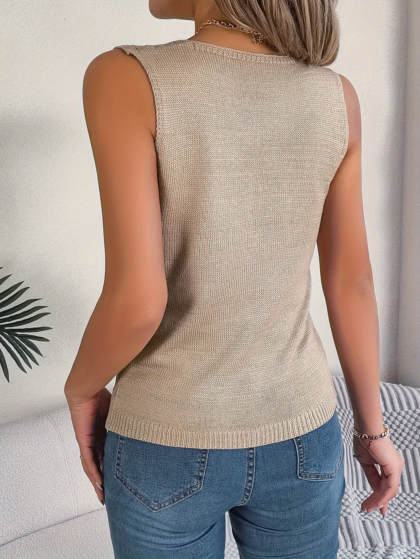 Débardeur femme chic à col V style vacances, sans manches, boutons décoratifs, idéal printemps/été - Image 6
