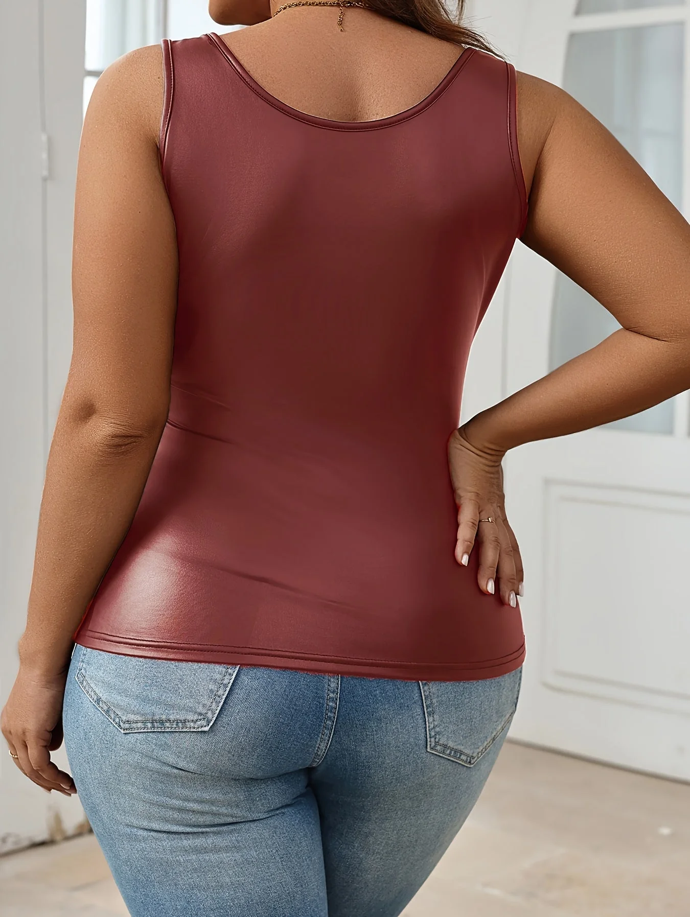 Débardeur femme style moderne coupe ample pour look casual chic - Image 4