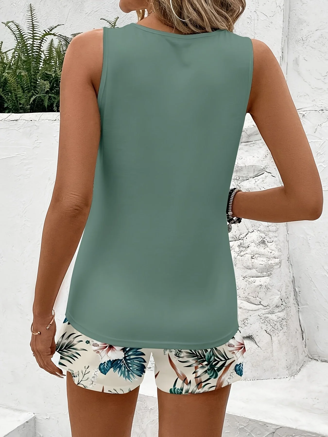Ensemble Décontracté Femme Style Estival à Imprimé Floral – Parfait pour les Vacances et les Sorties d'Été - Image 2