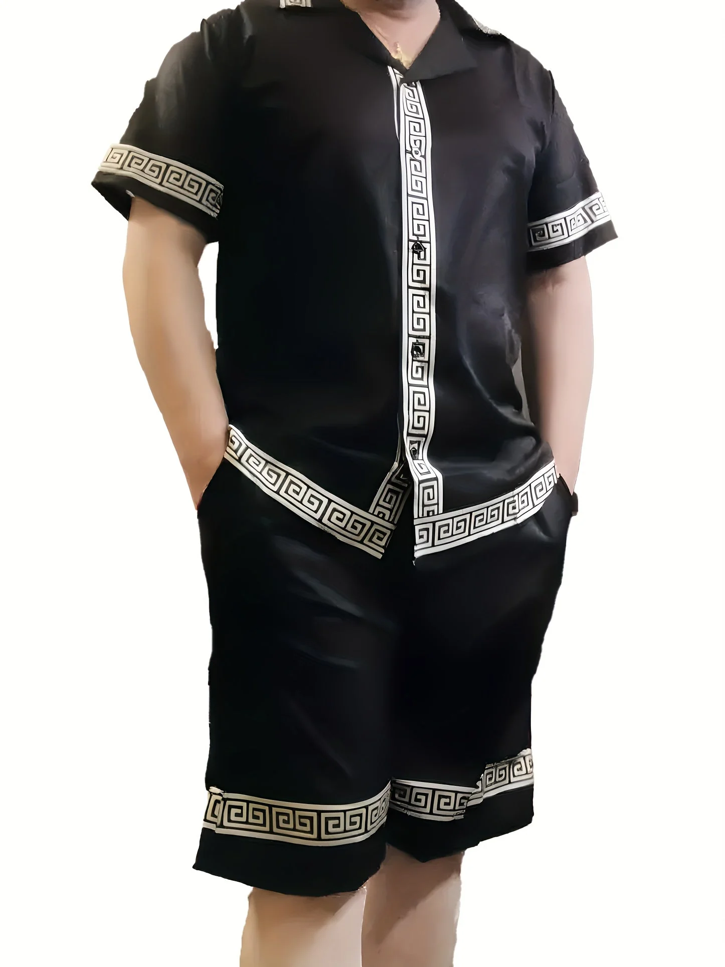 Ensemble décontracté pour homme avec motif géométrique – Style estival chic - Image 6