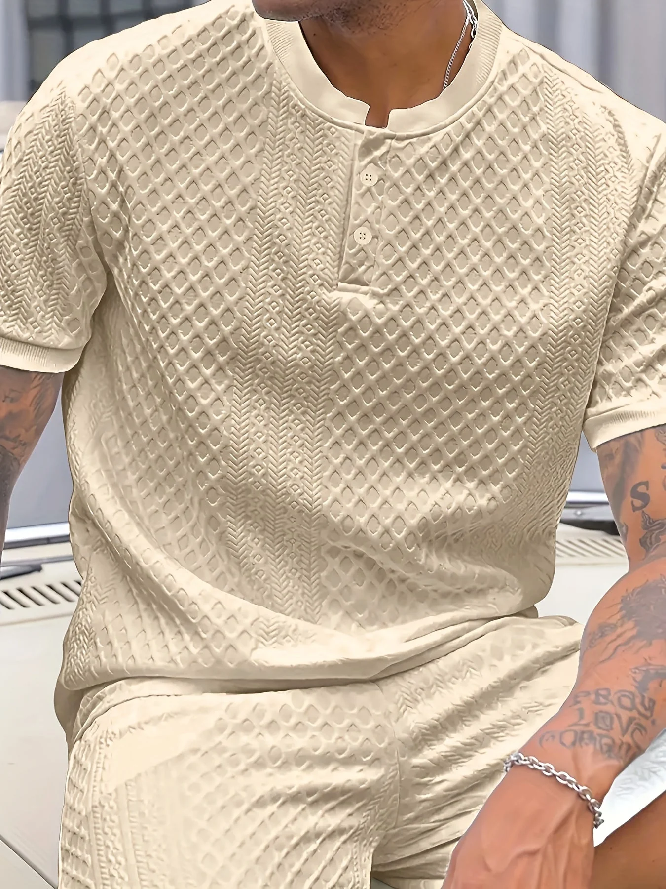 Ensemble décontracté pour homme à motif texturé style Henley – Idéal pour l’été et les sorties urbaines - Image 3