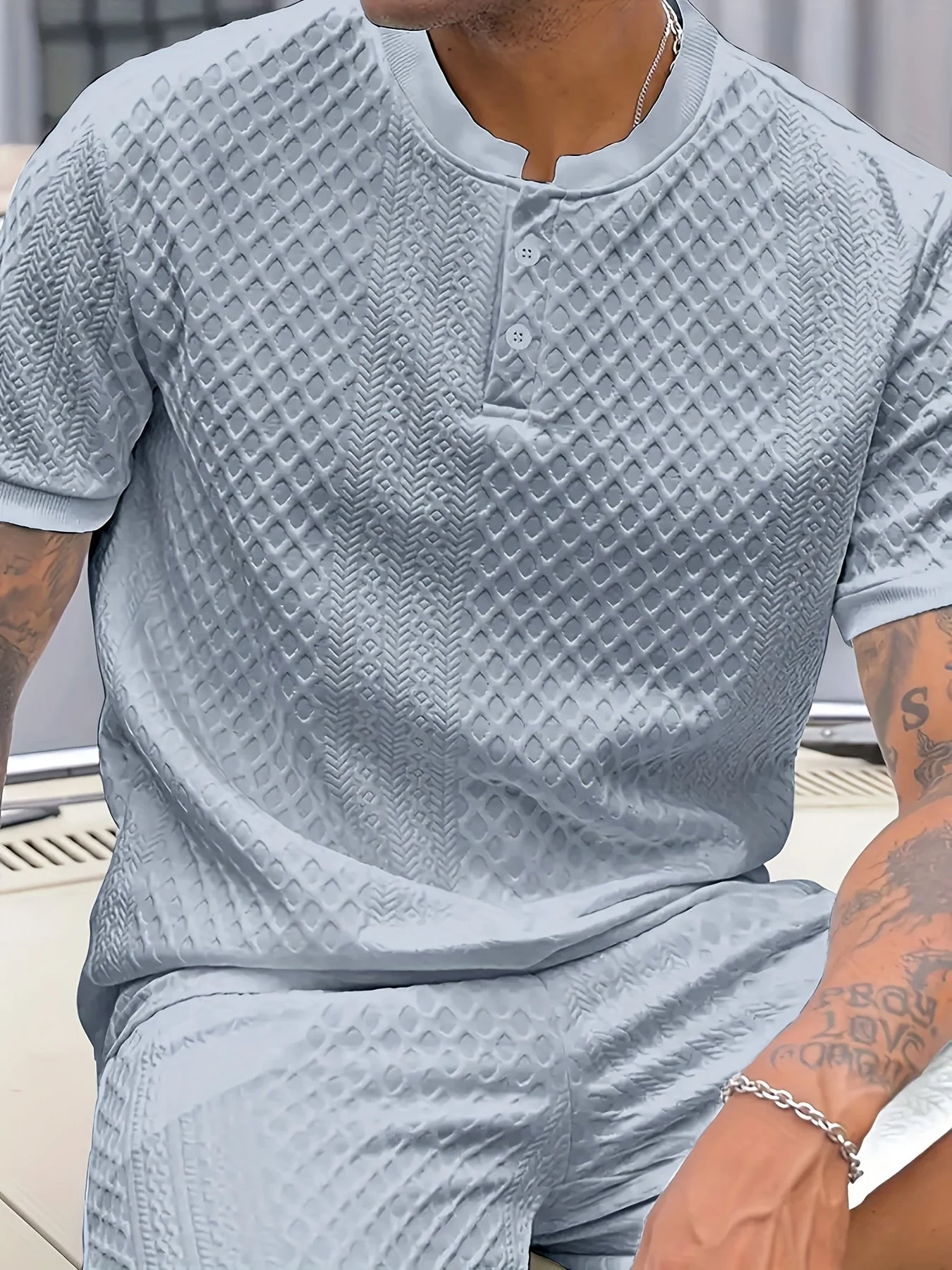 Ensemble décontracté pour homme à motif texturé style Henley – Idéal pour l’été et les sorties urbaines - Image 5