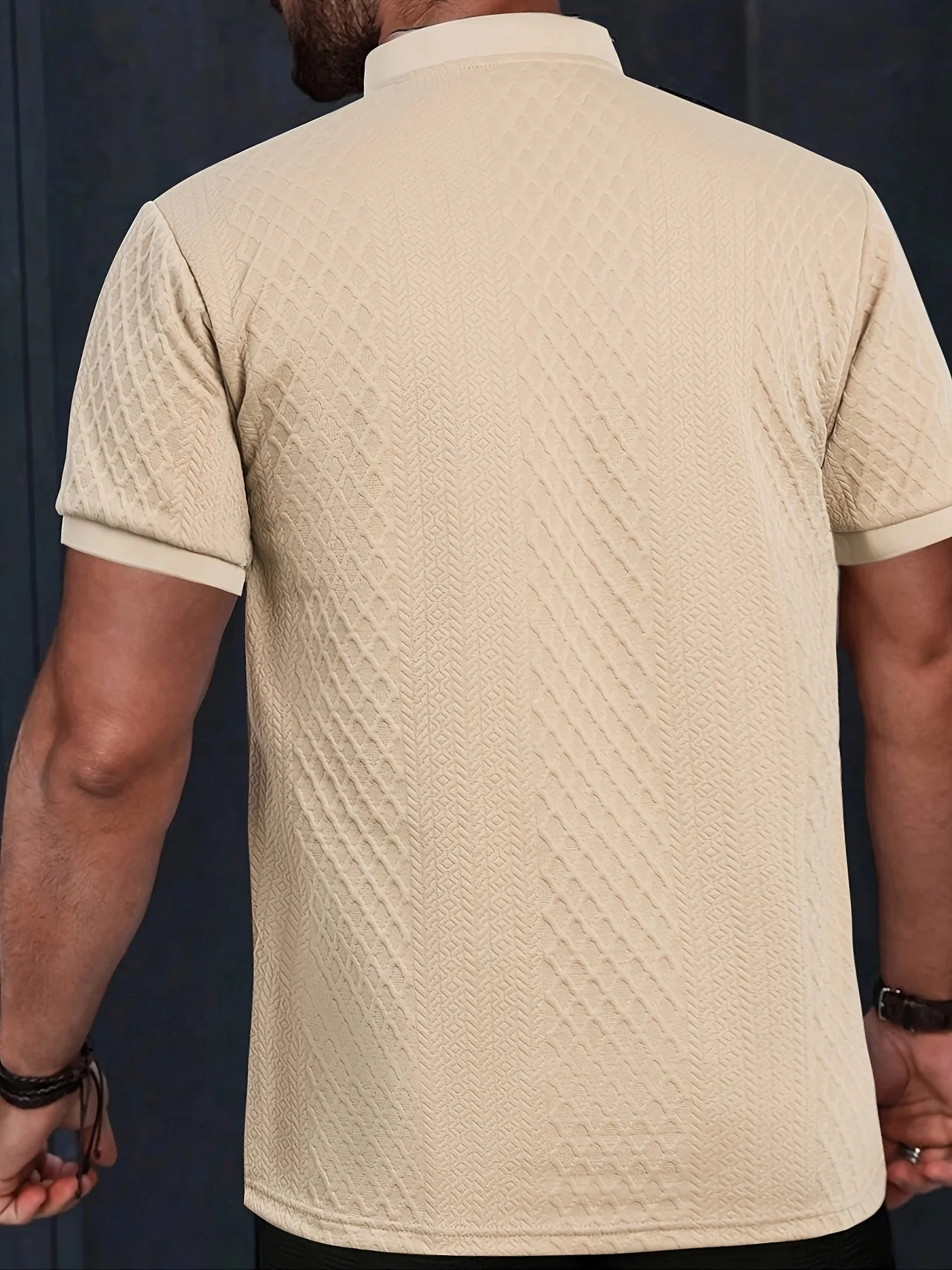 Ensemble décontracté pour homme à motif texturé style Henley – Idéal pour l’été et les sorties urbaines - Image 8