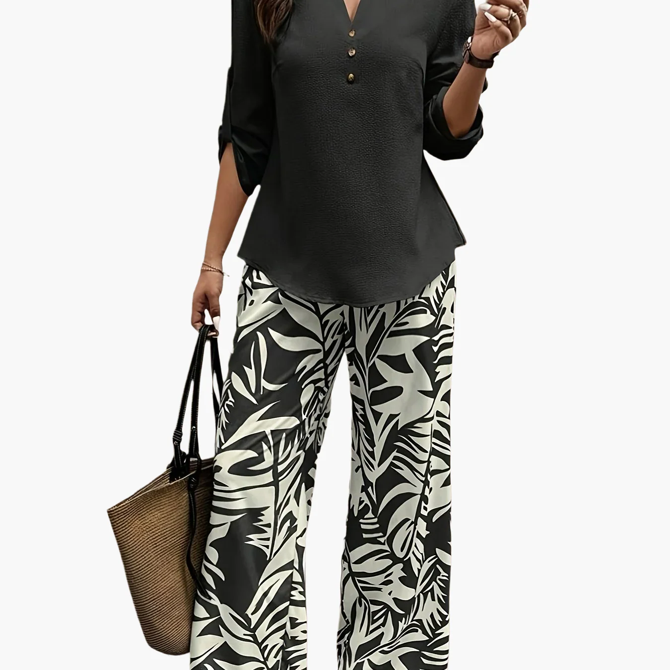 Ensemble élégant pour femme, style décontracté chic, idéal printemps/été - Image 11