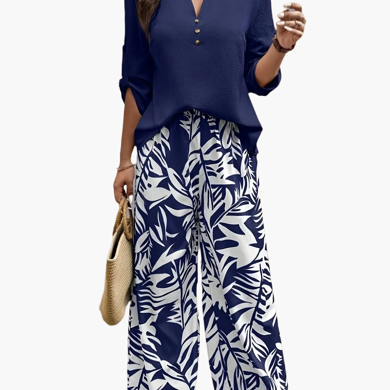 Ensemble élégant pour femme, style décontracté chic, idéal printemps/été - Image 7