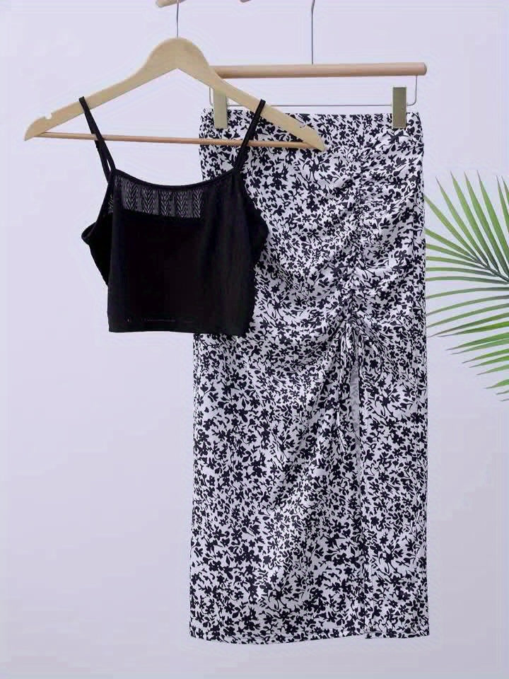 Ensemble féminin jupe à fleurs et top à bretelles style vacances élégantes - Image 6