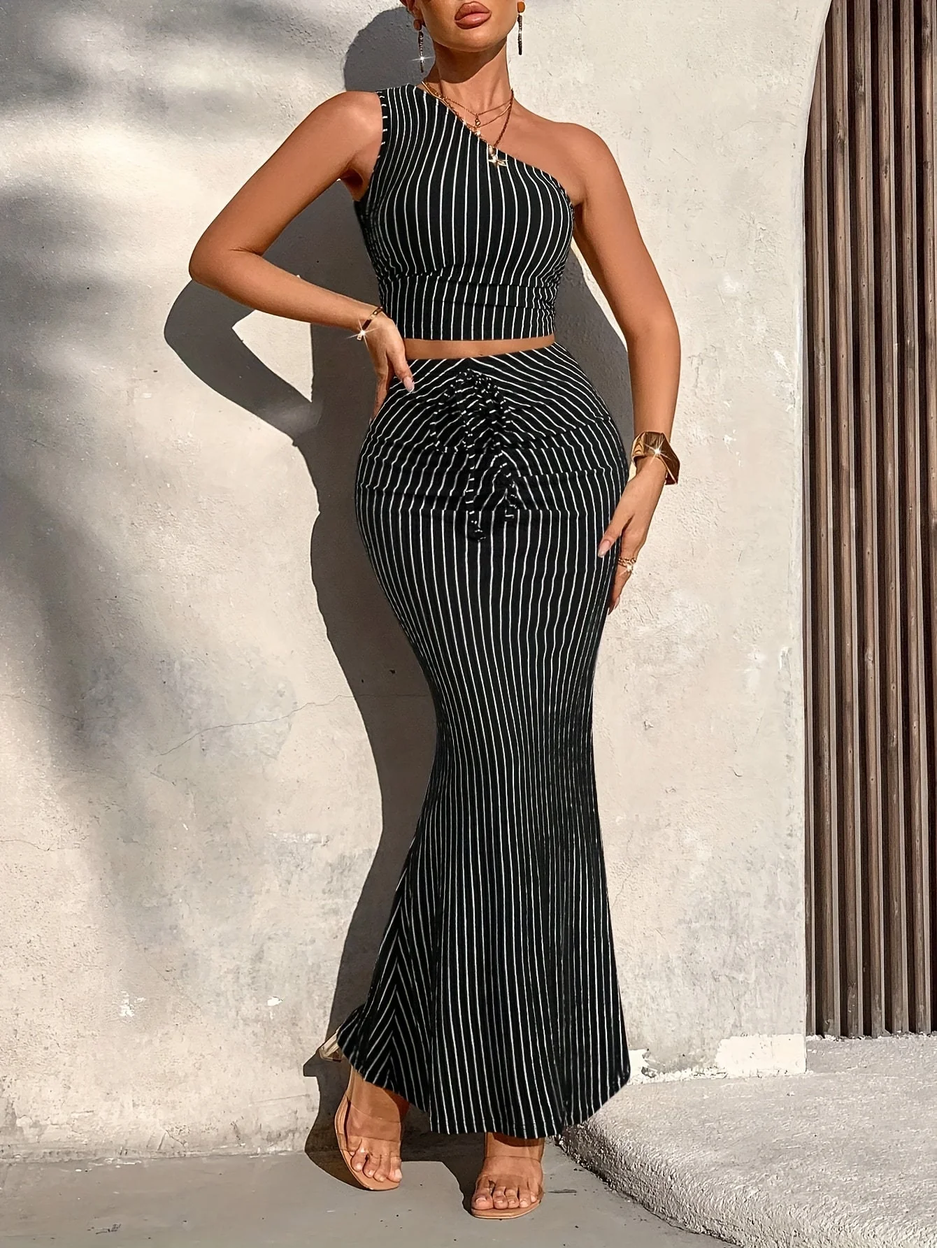 Ensemble Femme Élégant à Rayures Style Chic pour Printemps/Été – Top Asymétrique et Jupe Longue - Image 10