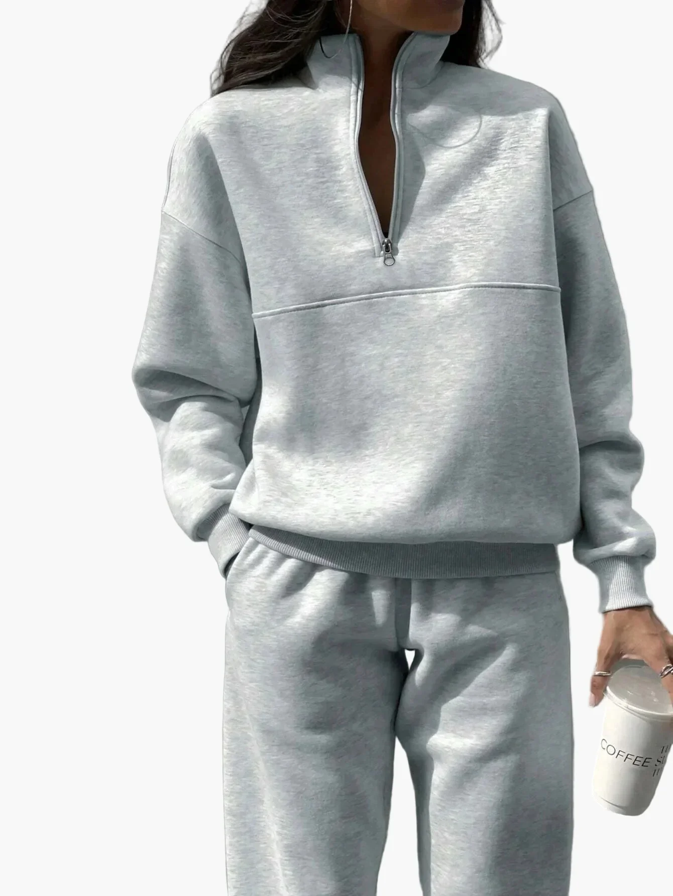Ensemble de survêtement décontracté à col zippé pour femme - Style moderne et urbain - Image 2