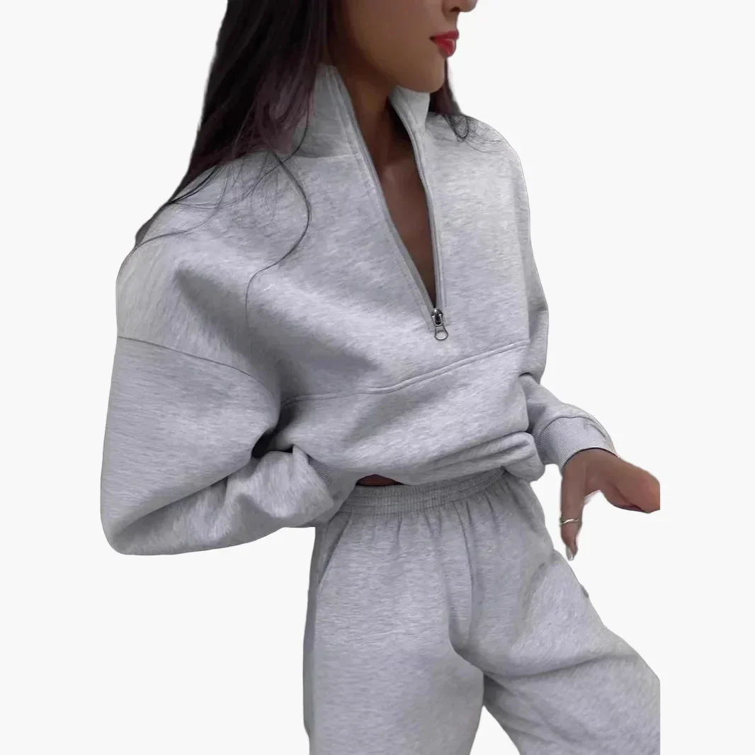 Ensemble de survêtement décontracté à col zippé pour femme - Style moderne et urbain - Image 7