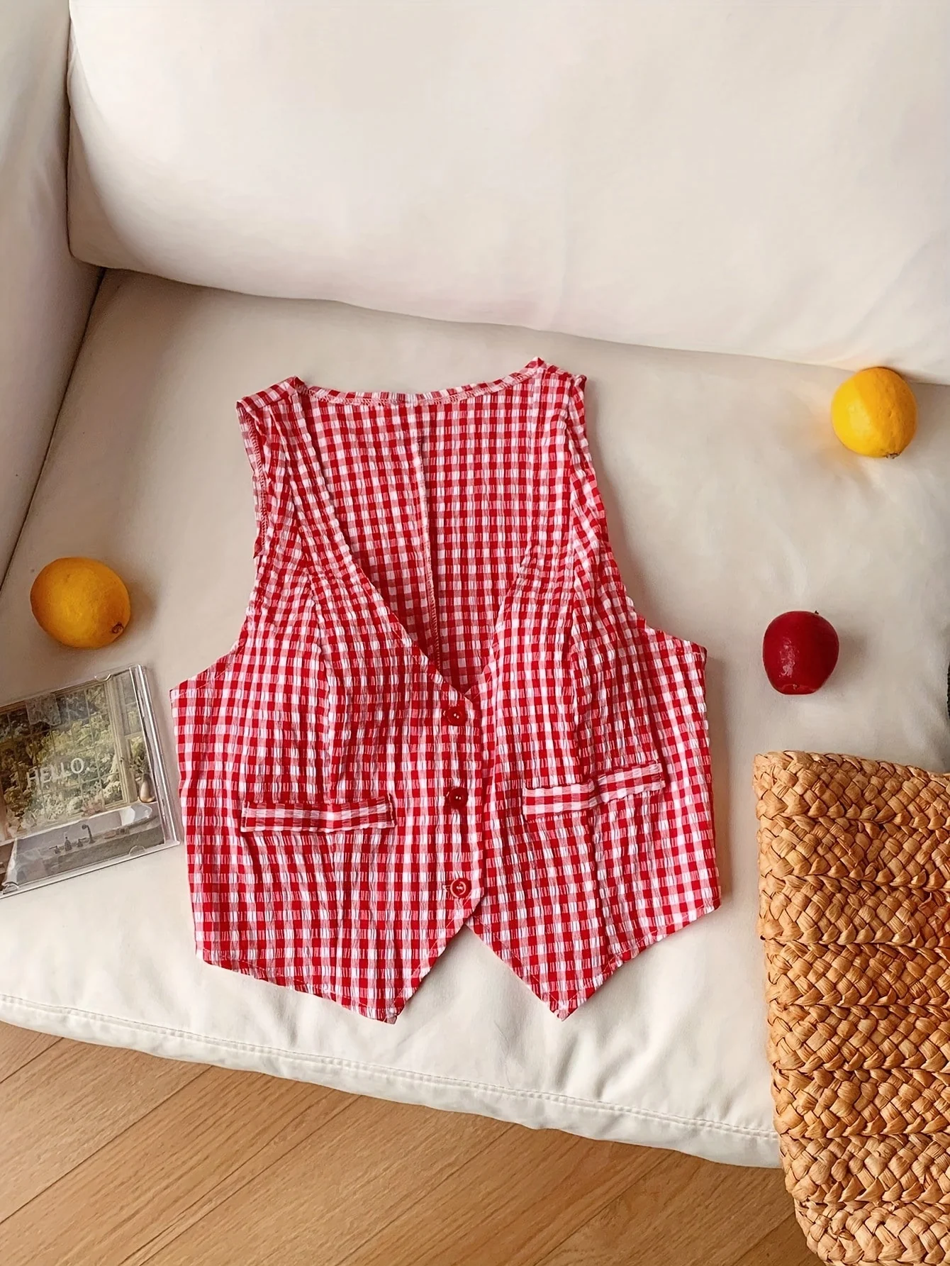 Gilet court à carreaux style élégant pour femme – Idéal printemps/été, sans manches, coupe ajustée - Image 5