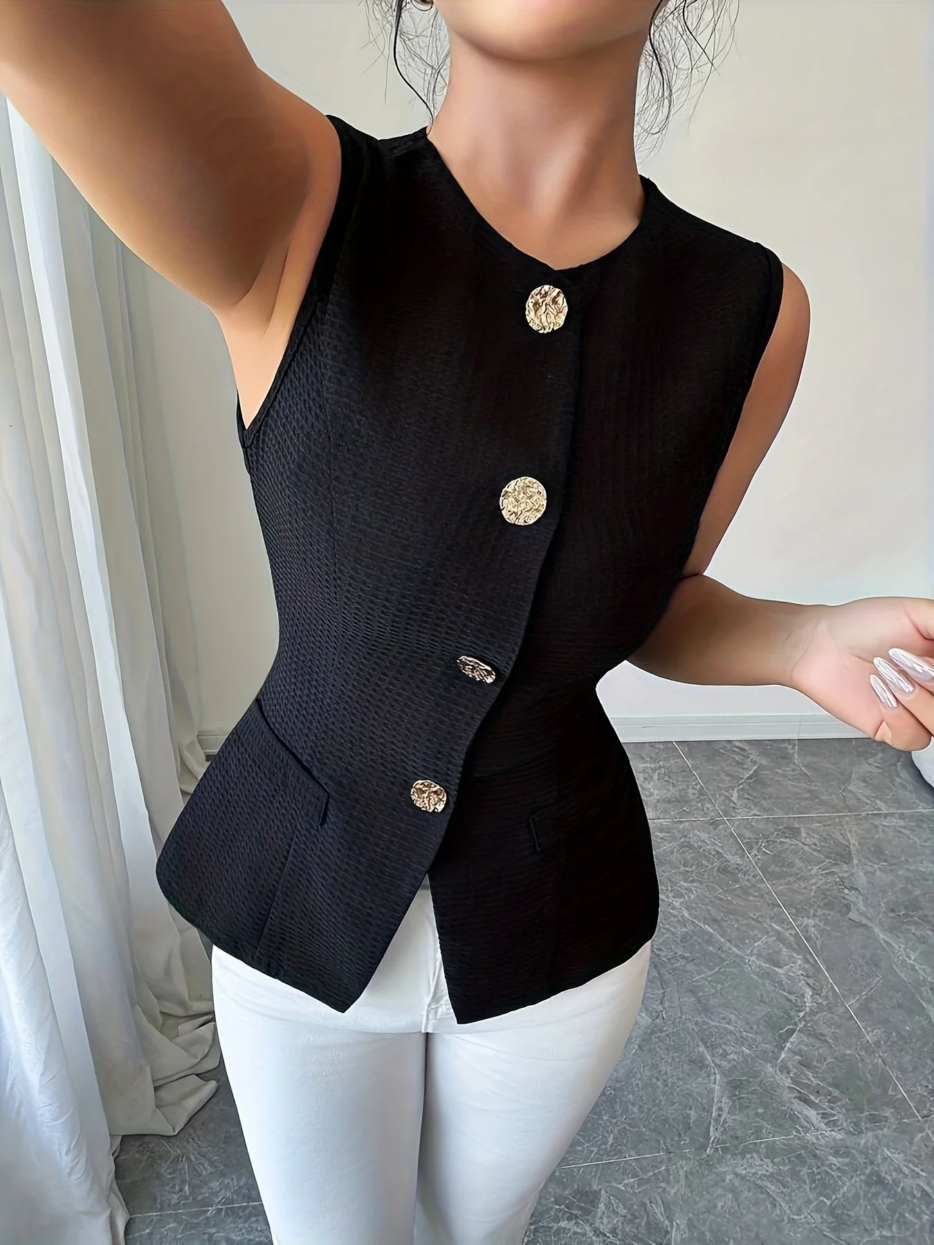 Gilet élégant sans manches pour femme, style chic et moderne, idéal pour le bureau ou les sorties - Image 4