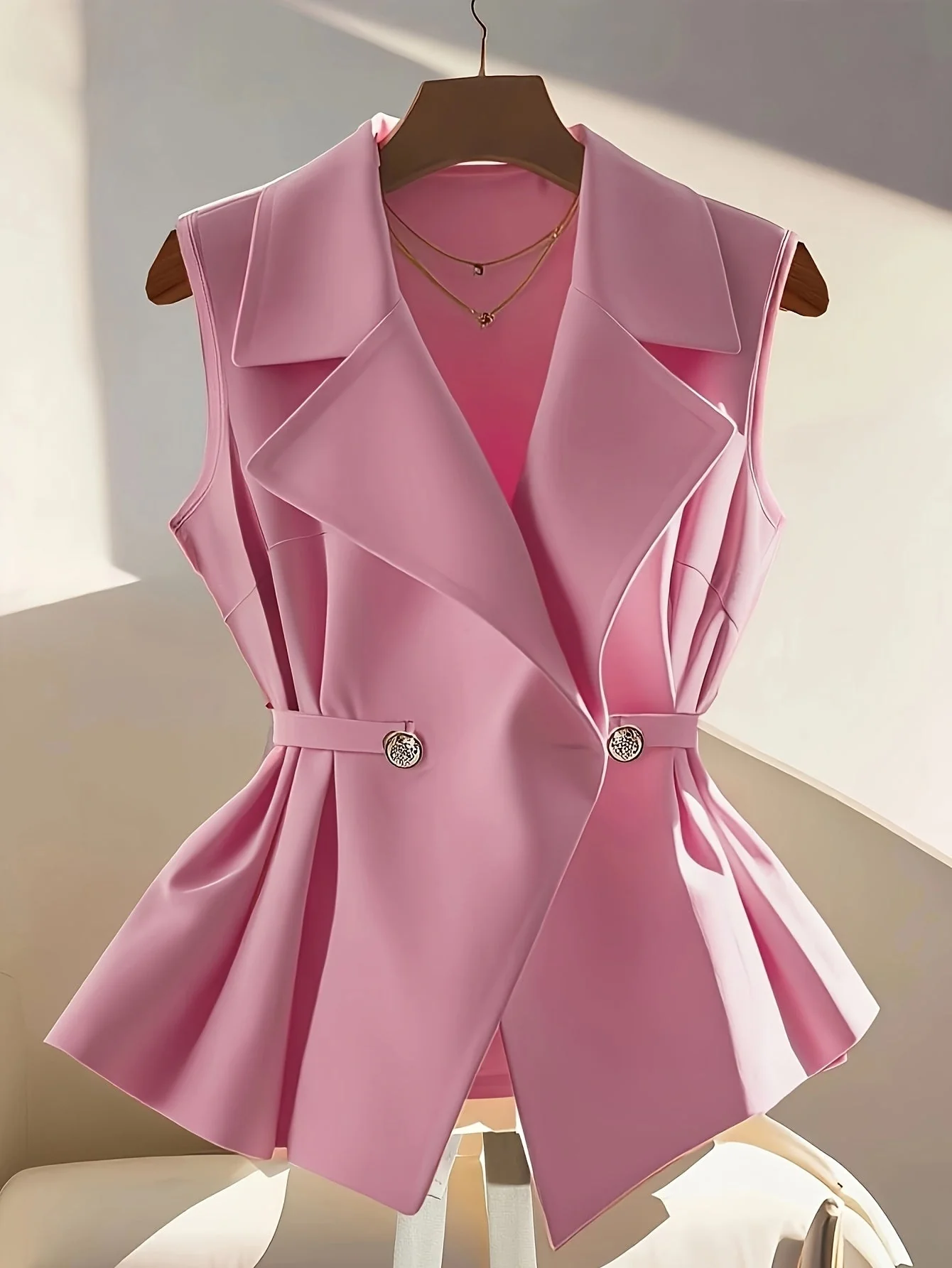 Gilet sans manches femme style tailleur chic pour bureau ou événement - Image 4