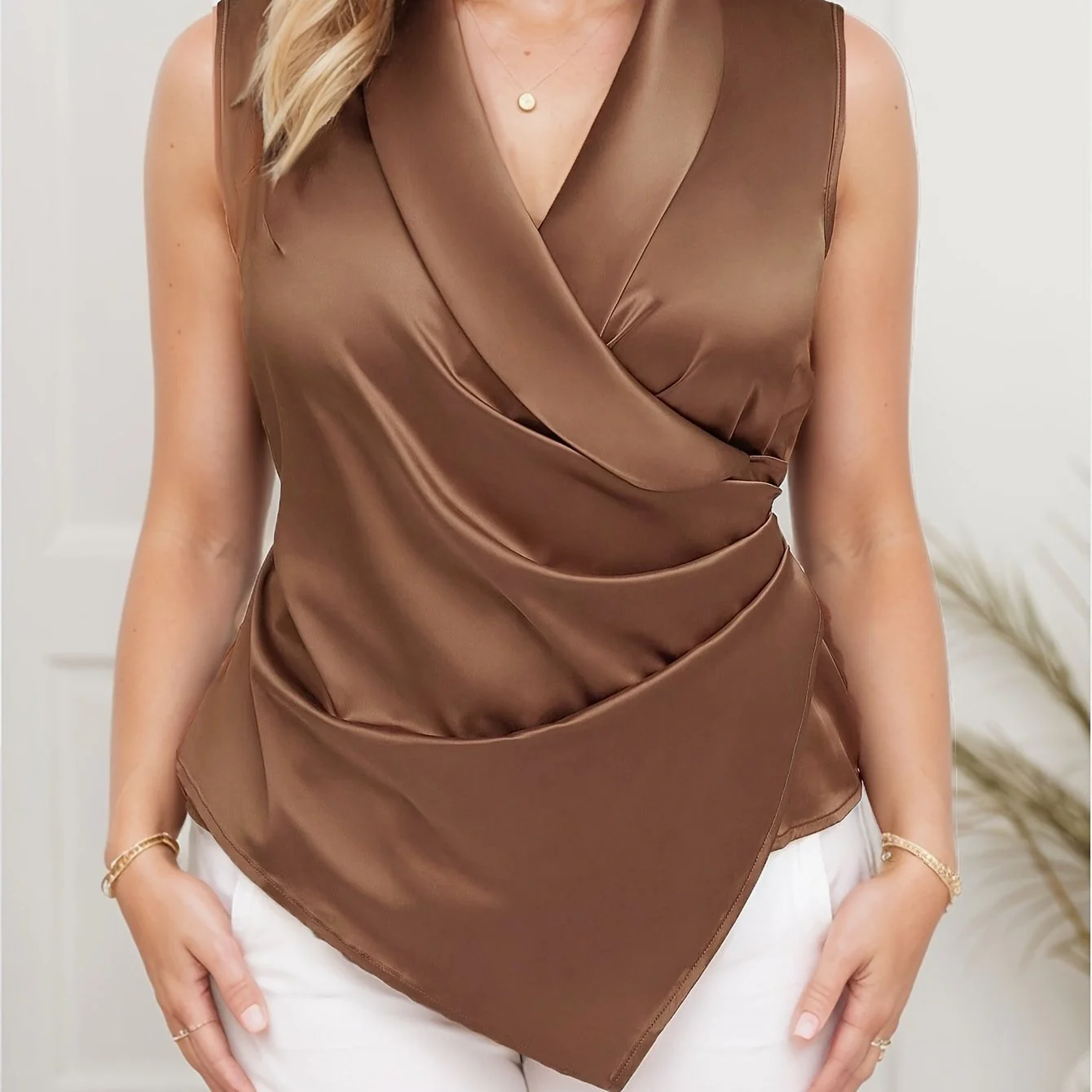 Haut Élégant Femme Sans Manches Col Croisé Style Asymétrique pour Bureau ou Sortie - Image 10