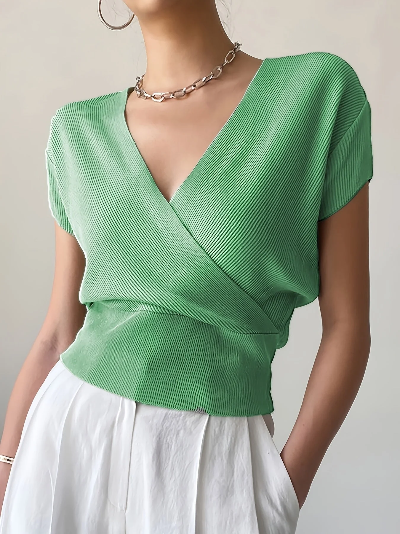 Haut femme style cache-cœur décontracté col en V manches courtes pour tous les jours - Image 7