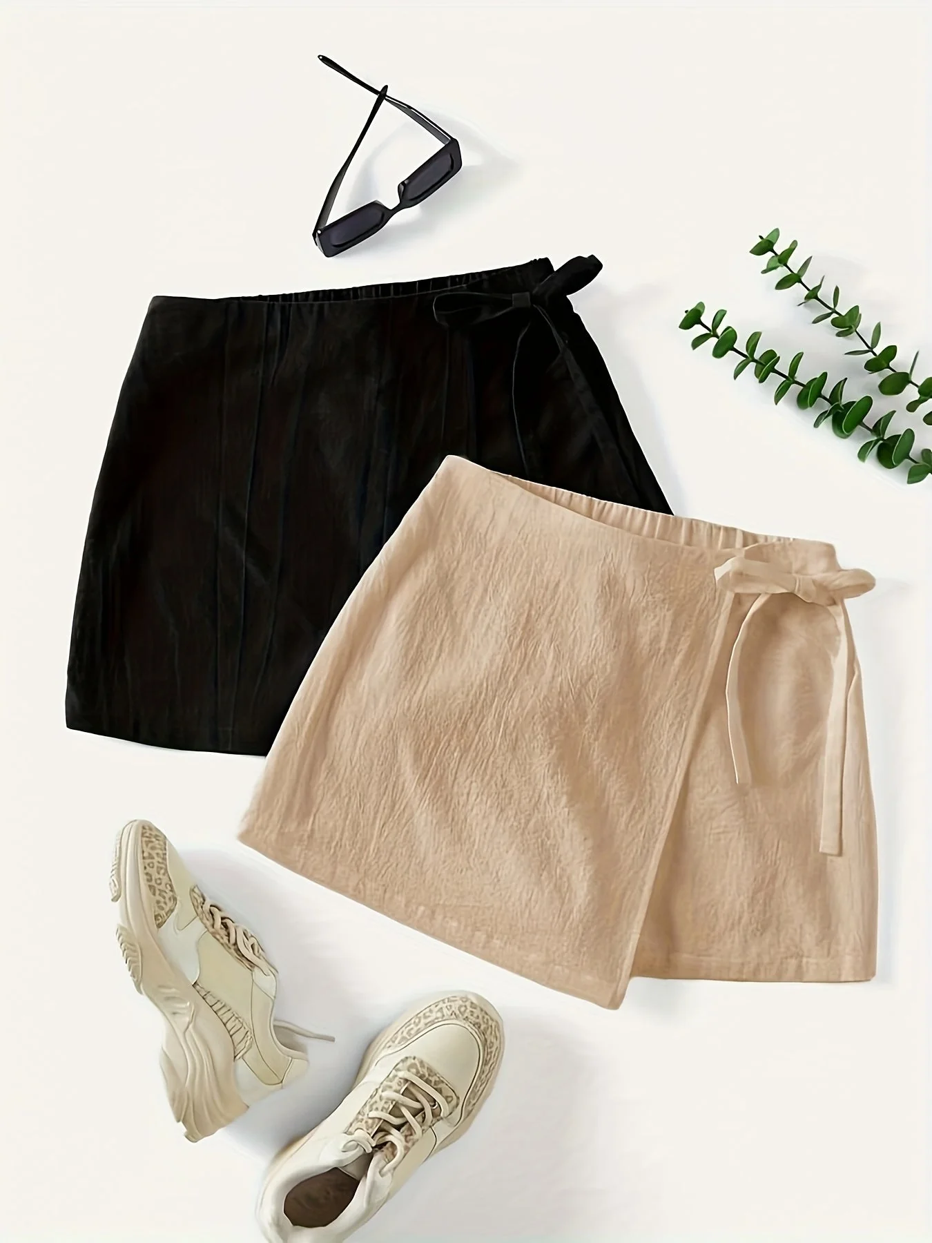 Jupe portefeuille courte style urbain pour femme, look décontracté chic, idéale pour l'été - Image 2