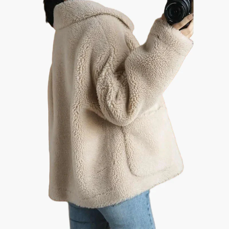 Manteau court femme style décontracté hiver, coupe ample, idéal pour tenues cosy - Image 2