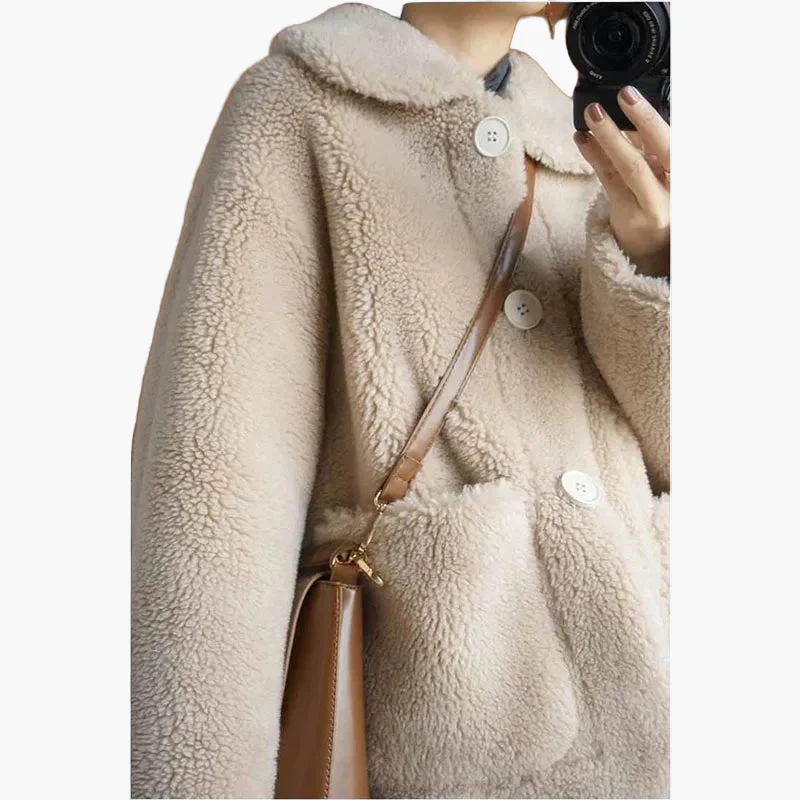 Manteau court femme style décontracté hiver, coupe ample, idéal pour tenues cosy - Image 3